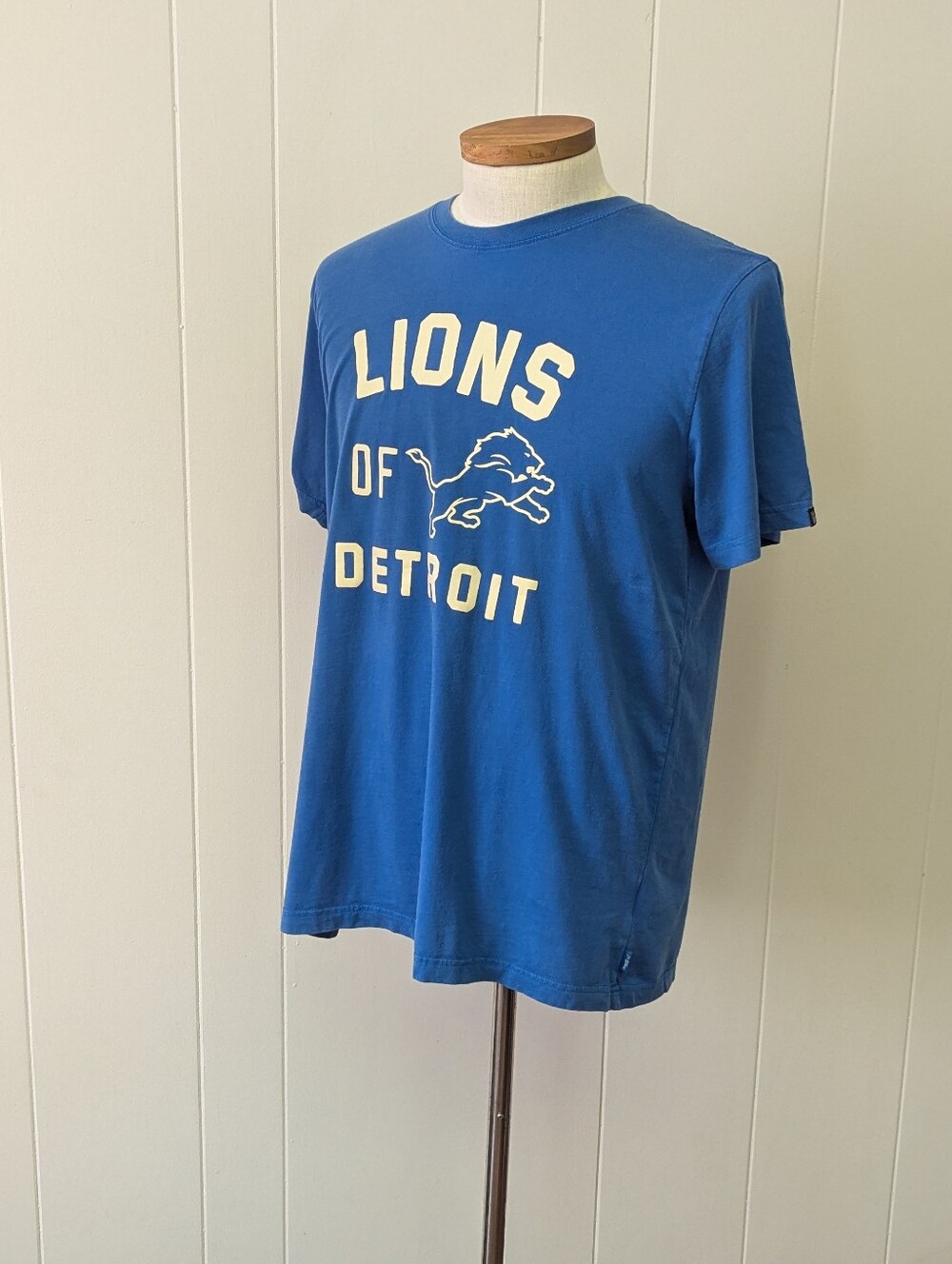Detroit Lions Football Organic Cotton T-shirt Size XL
